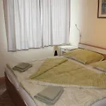 Family Apartamento Balatonszarszo