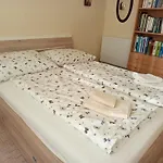 Family Apartamento Balatonszarszo